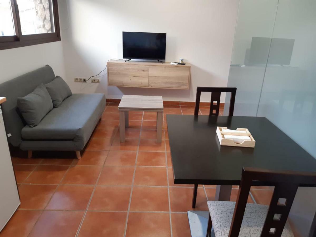 Apartamentos Fuente Arriba Poyales Del Hoyo Esterno foto